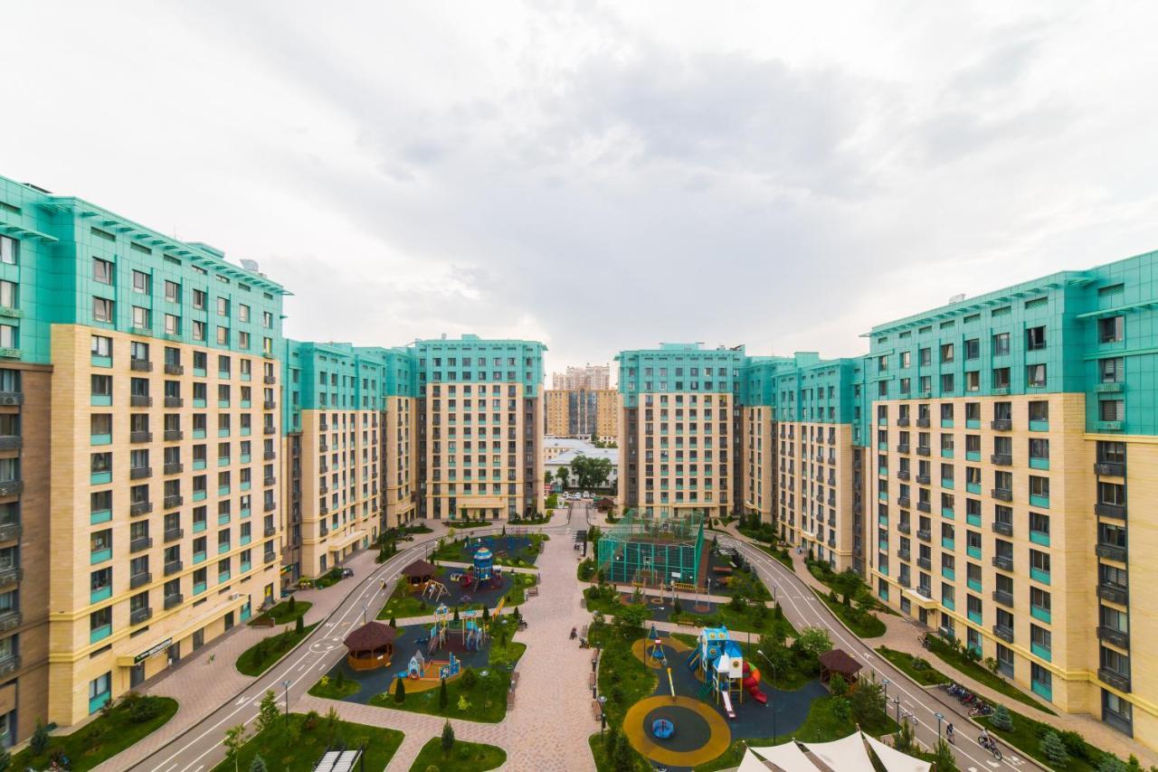 Manica Gagarin Park Apartment Алма Ата Екстериор снимка